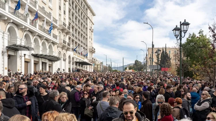 Τέμπη συγκέντρωση Σύνταγμα