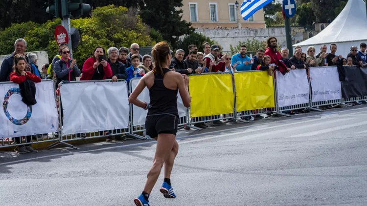 Ημιμαραθώνιος