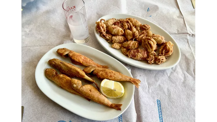 Το Καπηλειό του Ζάχου στα Καμίνια