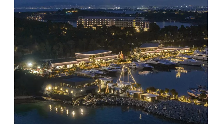 Astir Marina Christmas Market