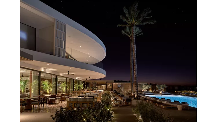 Ένα από τα κορυφαία εστιατόρια της Θεσσαλονίκης σερβίρει για ένα βράδυ στην Αθηναϊκή Ριβιέρα