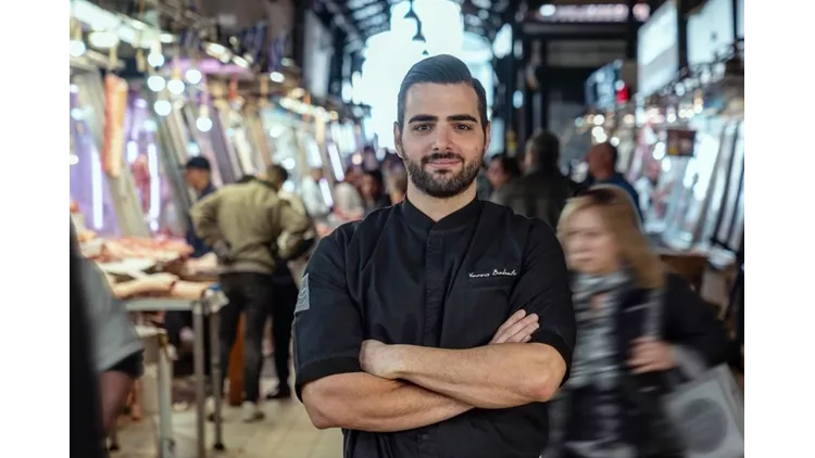 Ο σεφ Γιάννης Μπάμπαλης