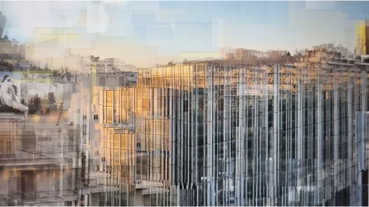 Βιβή Βελαέτη, μικτή τεχνική με φωτογραφίες