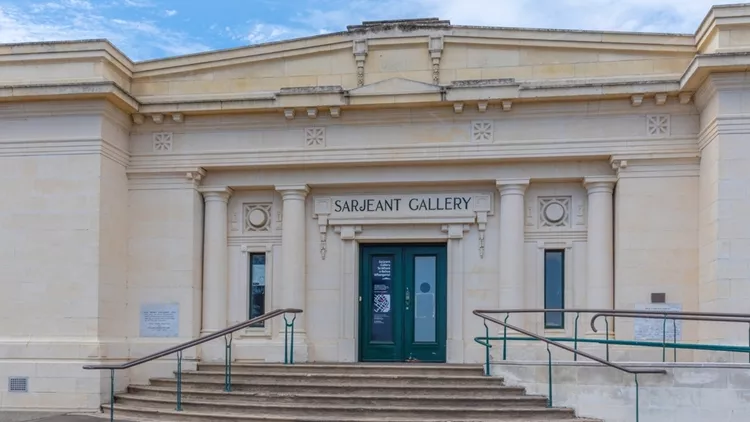 Sarjeant Gallery