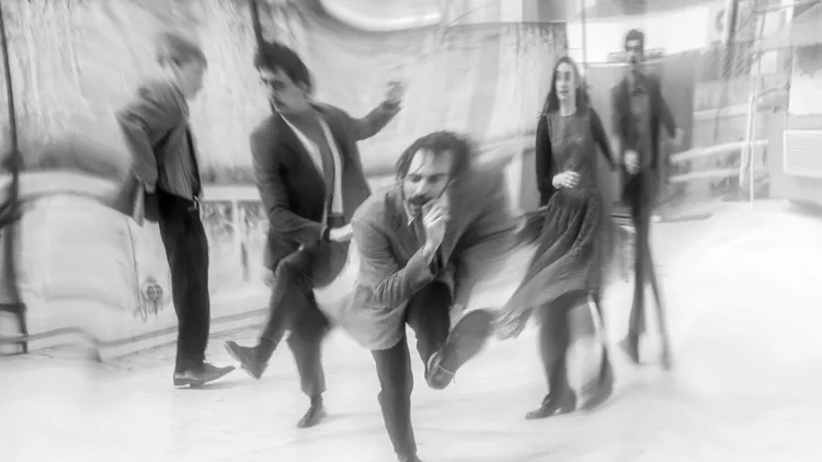 Βαδίζοντας