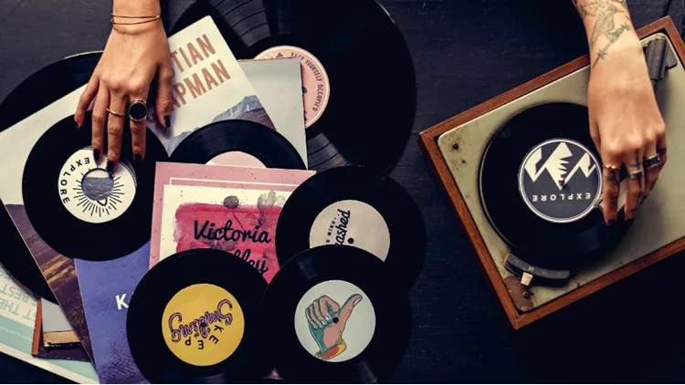 Vinyl Market