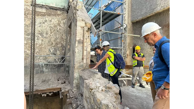 Οι αυτοψίες της Λίνας Μενδώνη