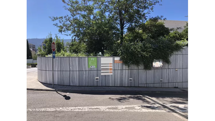 ΜΕΓΑΡΟ ΦΟΡΤΙΣΗ ΗΛΕΚΤΡΙΚΩΝ ΑΥΤΟΚΙΝΗΤΩΝ