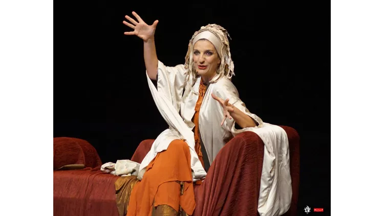 Women of Passion, Women of Greece