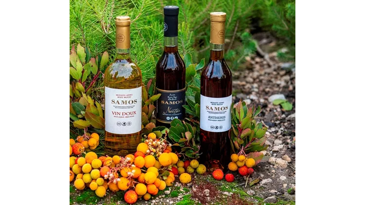 Και η Γαλλία βραβεύει τα Σαμιώτικα κρασιά