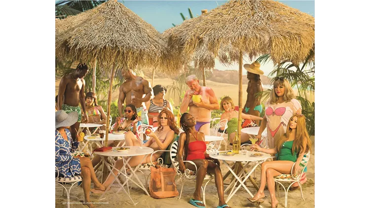 Ημερολόγιο της Lavazza για το 2023 “ YES! we’re OPEN”.