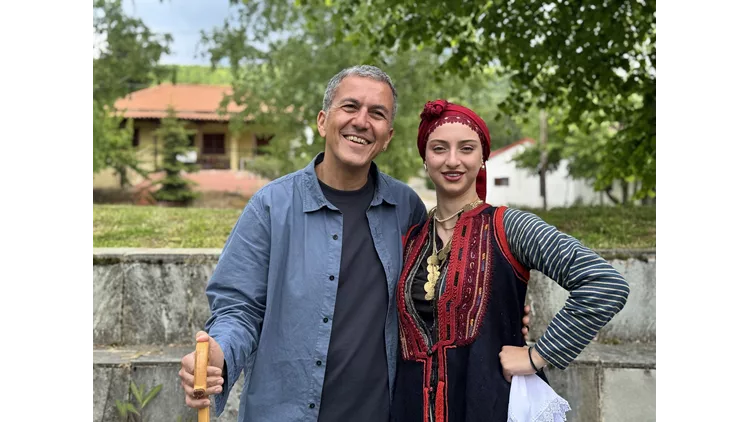 Κυριακή στο Χωριό