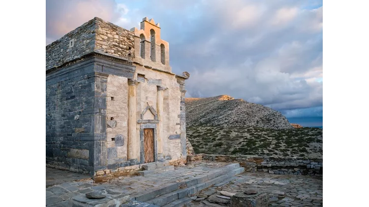 Μονή Επισκοπής στη Σίκινο