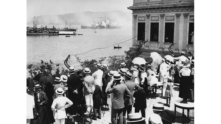 Σμύρνη, η καταστροφή μίας κοσμοπολίτικης πόλης 1900-1922