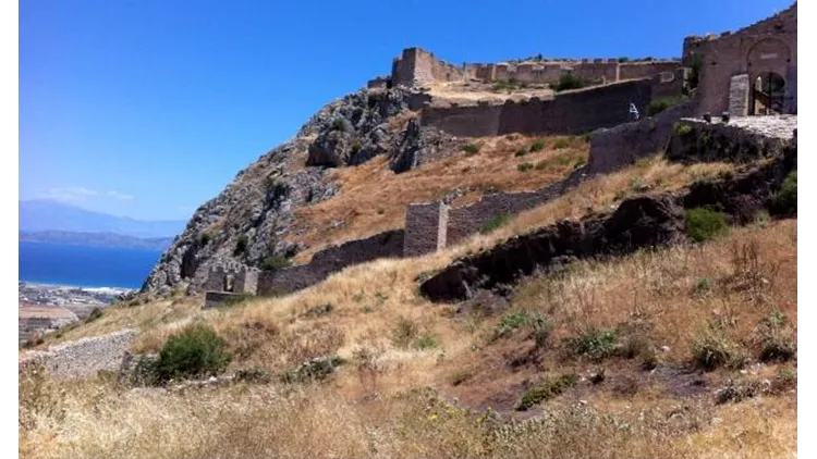 Μονοήμερη με τα παιδιά στoν Ακροκόρινθο