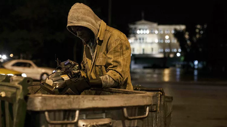 Στέφανος Τσιβόπουλος: Από την Μπιενάλε Βενετίας στο Κυκλαδικής