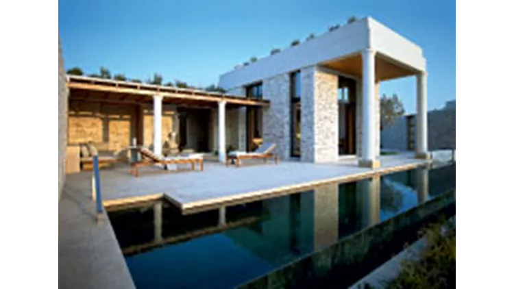 Amanzoe: To opening του καλοκαιριού