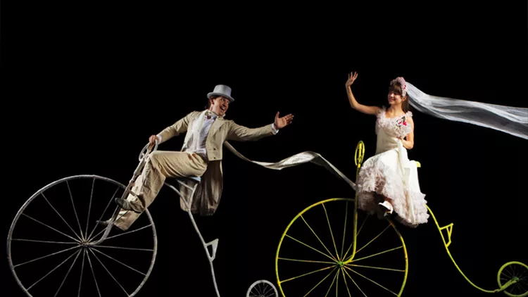 Jiry Srnec: «Το μαύρο θέατρο ξεκλειδώνει καρδιές»