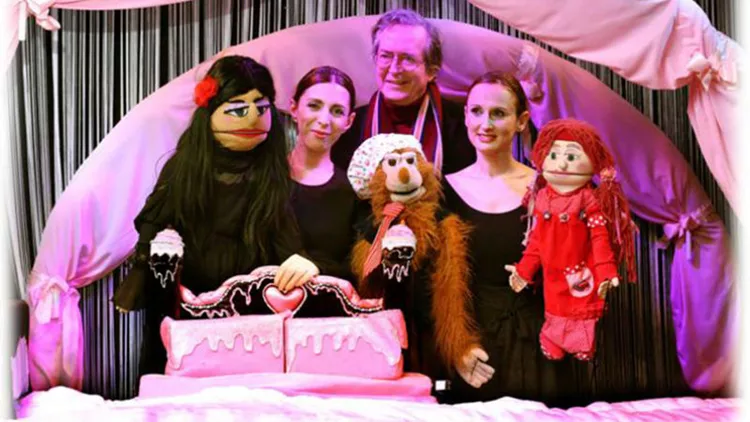 3 παραστάσεις με θέμα την υγεία