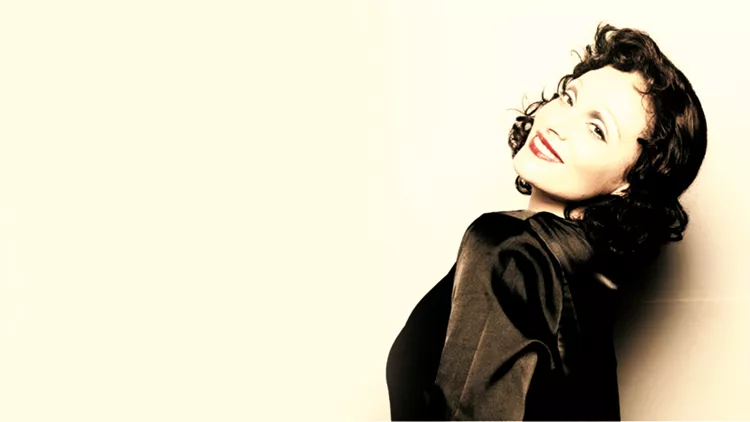 Ελεωνόρα Ζουγανέλη: «Θα κάνω κάποιους να γκουγκλάρουν την Πιαφ»