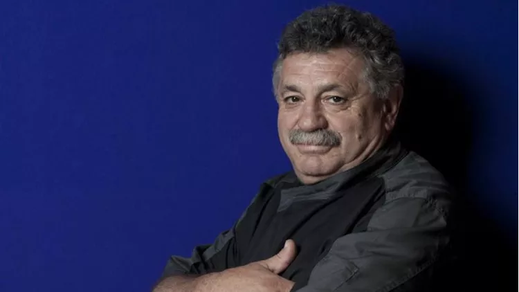 Ο Λευτέρης Λαζάρου μαγειρεύει στη Λάρισα… ψάρια μεγαλωμένα με φροντίδα!