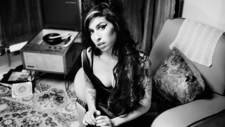 Ένα πάρτι για την Amy Winehouse