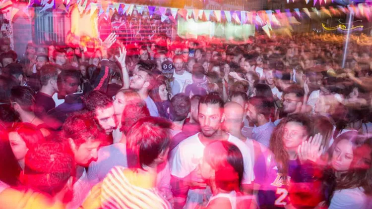 Dance παρέλαση με... τοπικό χρώμα την 28η Οκτωβρίου