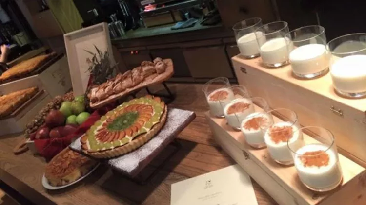 Kαι το «Βy the glass» έχει το brunch του