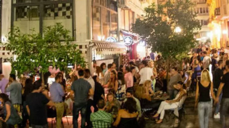 Ipitou bar, αυθεντικό και κεφάτο