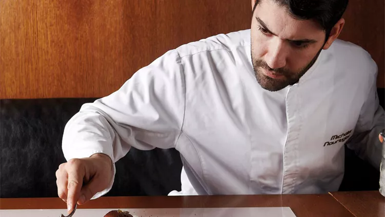 Το «Abovo» ανοίγει ξανά στο Κολωνάκι!