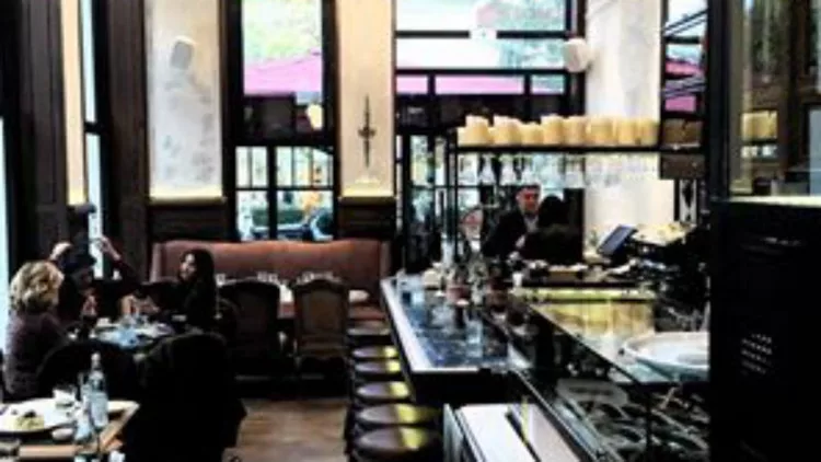 «Giacomo»: Ιταλική ελεγκάντσα