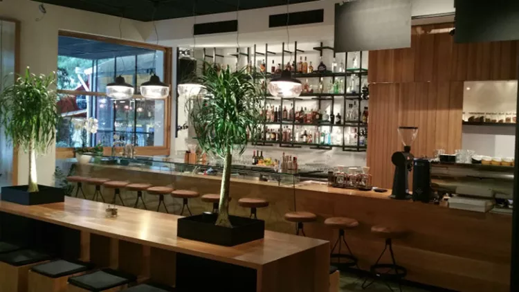 Novem, ένα bar εμπειρία στο Χαϊδάρι