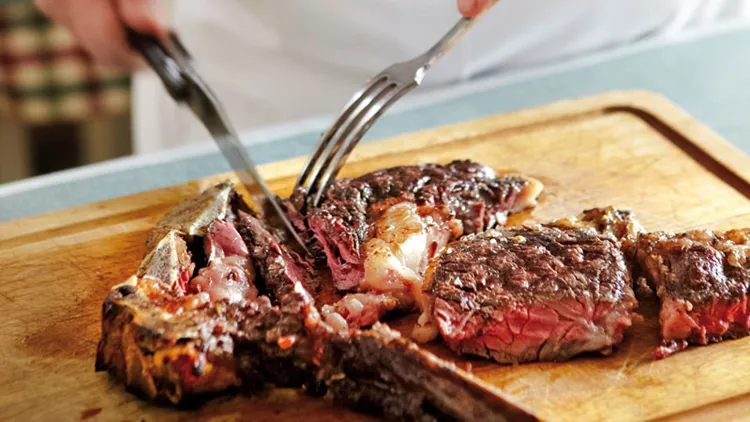 Κάθε μέρα... Τσικνοπέμπτη