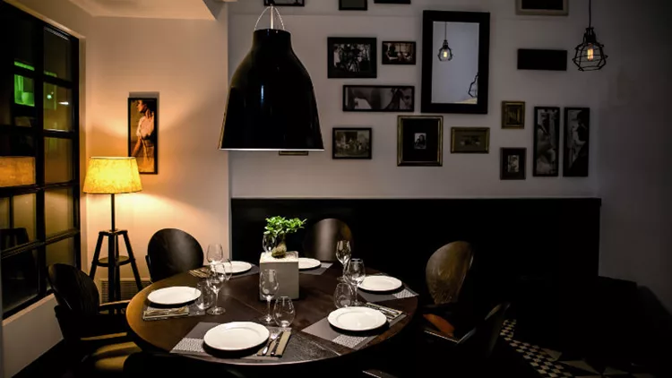 «Dai Due Amici»: Χαλάνδρι italiano