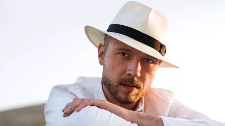 Sivert Hoyem: Rock ατμόσφαιρες με sold-out προδιάθεση