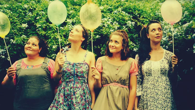 Γιάννης Σαρακατσάνης: «Με το Bob Theatre Festival θέλαμε να σπάσουμε τη σοβαροφάνεια»