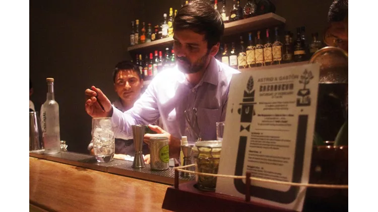 Ο βραβευμένος bartender Ηλίας Στεργιόπουλος στο «Astrid & Gaston» στο Περού, ένα από τα καλύτερα εστιατόρια του κόσμου!