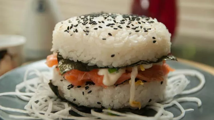 Το sushi που έγινε burger 