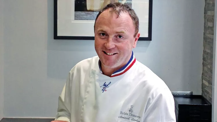 Arnaud Larher: Ένας μετρ του γλυκού στην Αθήνα