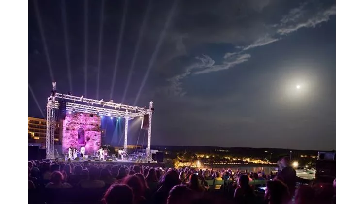 Jazz on the Hill: Πιανιστική μαγεία στη Σάνη