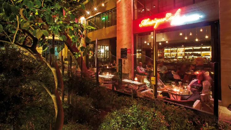 Musique Cafe & More: Το jazzy στέκι της ναξιώτικης γεύσης