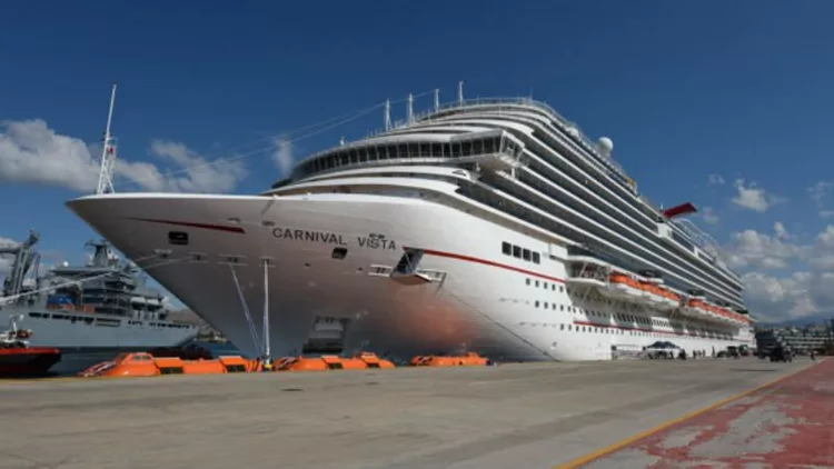 Happening με άρωμα Ελλάδας στην προβλήτα του λιμανιού 