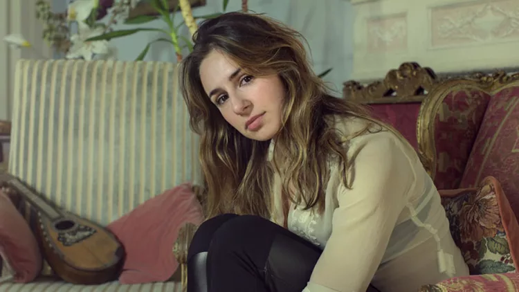 Έλενα Χαρμπίλα: Μεσογειακή σινε-αύρα με φόντο το Los Angeles