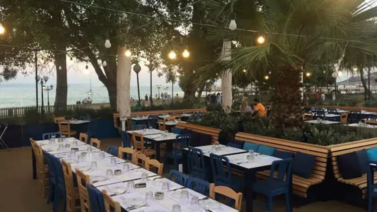 «Souvlike»: Σουβλάκια ανοικτής… θαλάσσης 