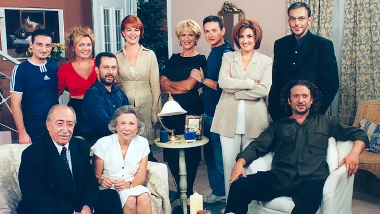7 ειδήσεις από την ελληνική TV