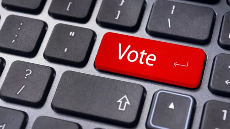 Τελευταία ευκαιρία για να ψηφίσετε...