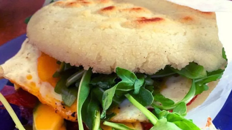 «Los Loros»: empanadas και arepas, γλυκιά μου 