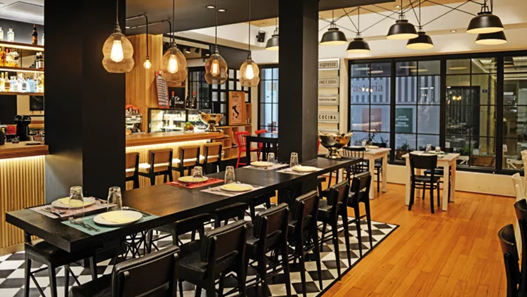 «La Pasteria» στο Κολωνάκι 