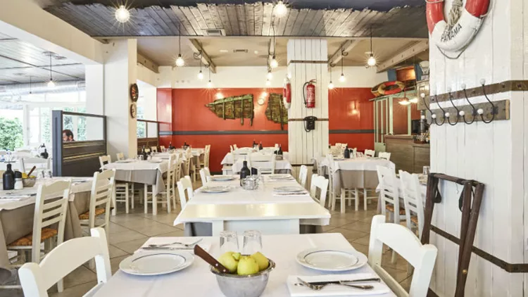 «Τραβόλτα» με νέο look