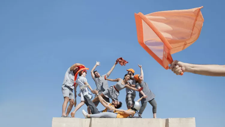 Η Σοφή Κουκοβάγια που αγαπά το θέατρο